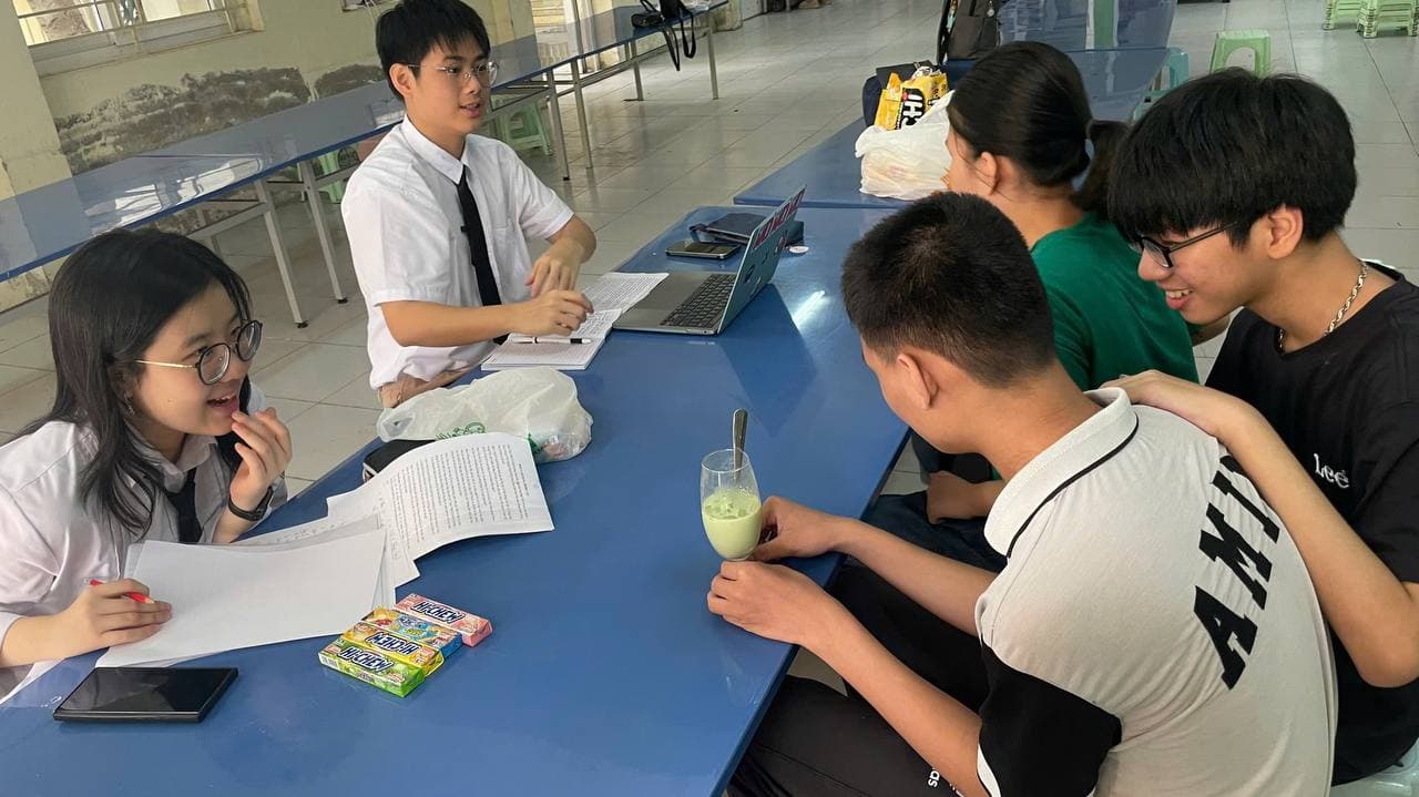 Interviewing students at the Nguyễn Đình Chiểu School for the Blind